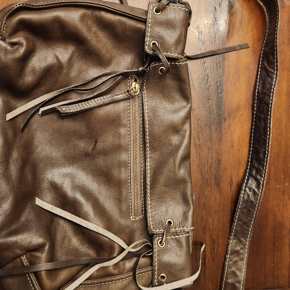 Sundance olive fringe purse - Picture 3 of 8